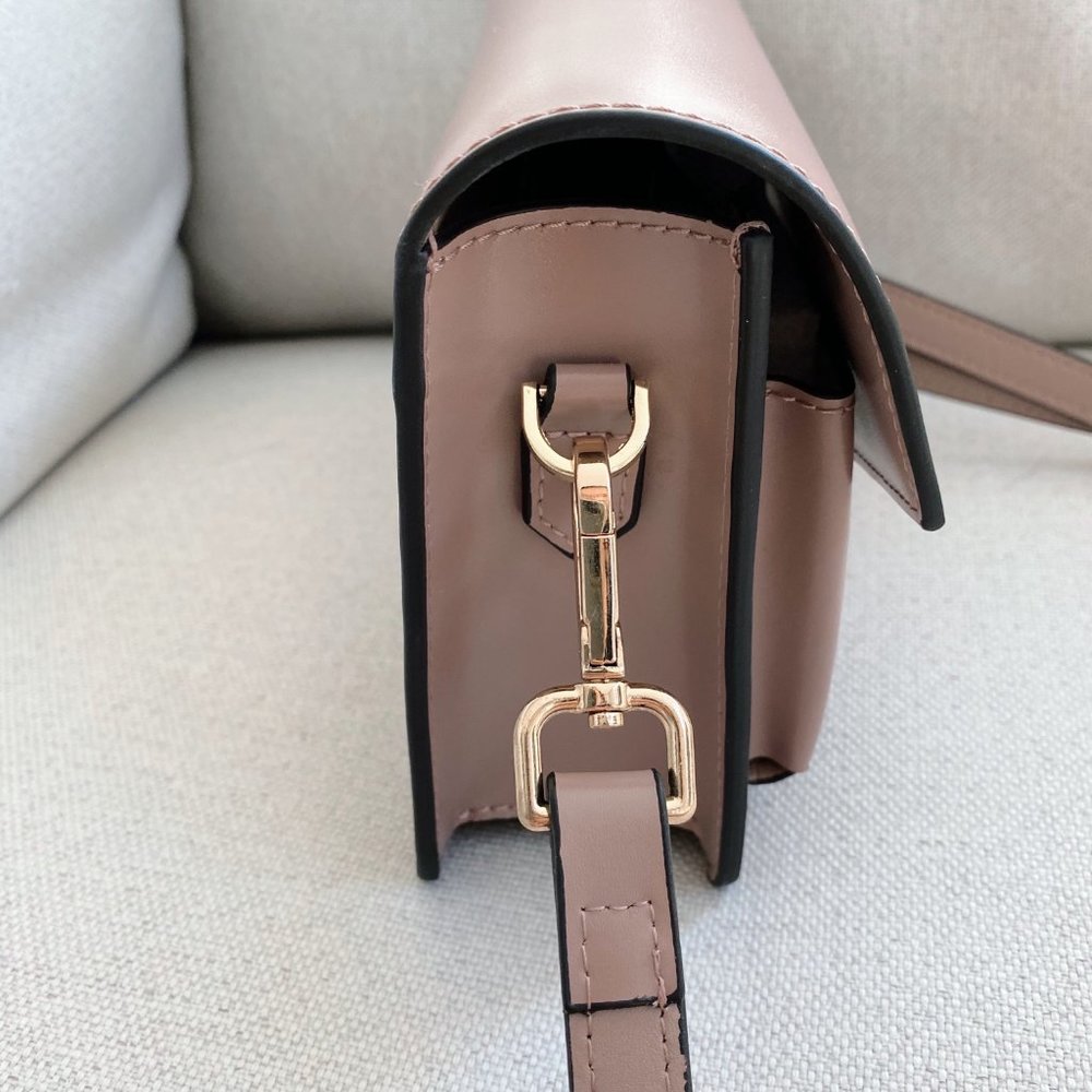 The Bobbi Leather Small Crossbody Bag - Pink - Picture 3 of 16